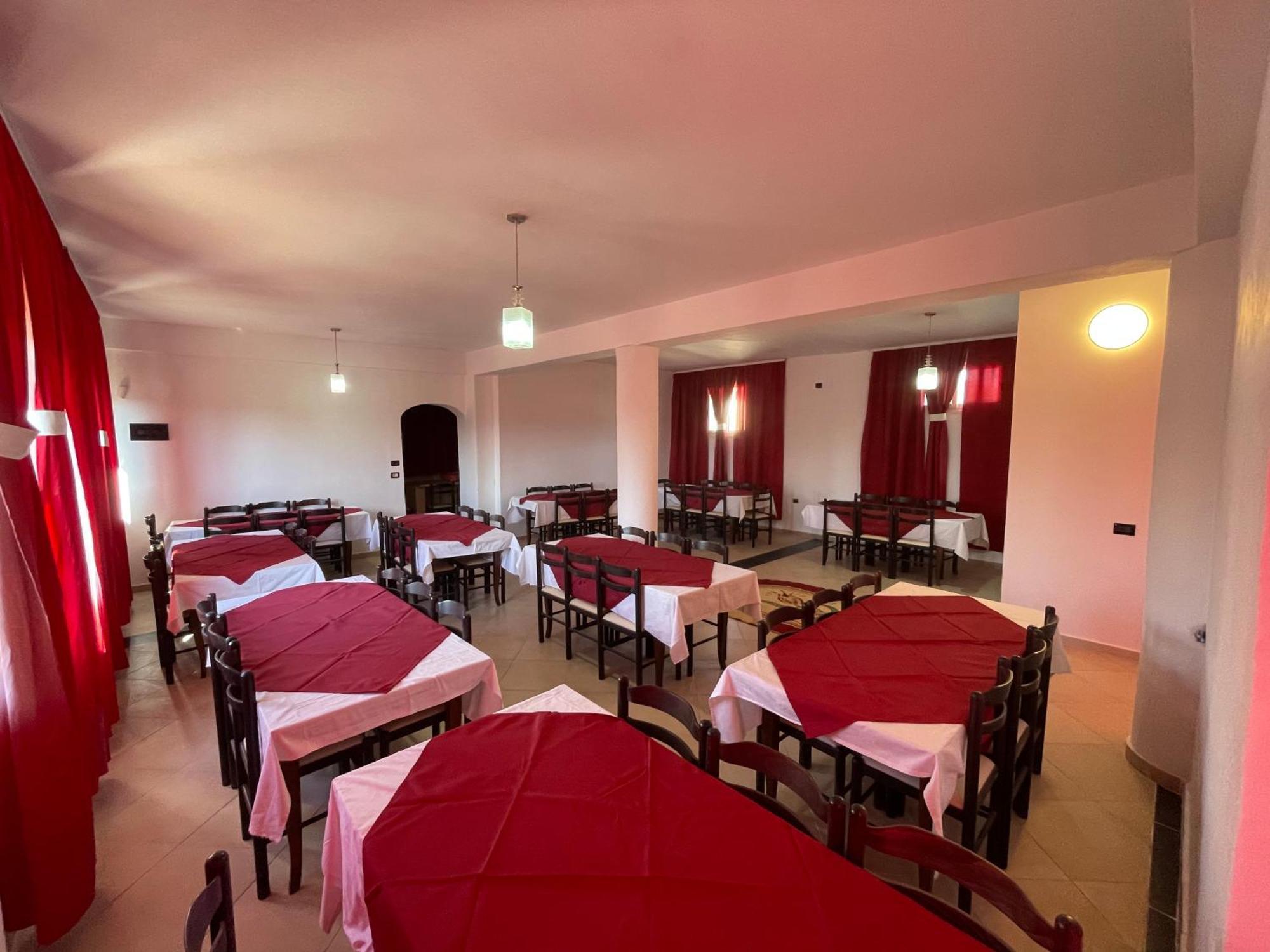 Hotel Bar Restaurant Mete Peshkepi Ngoại thất bức ảnh